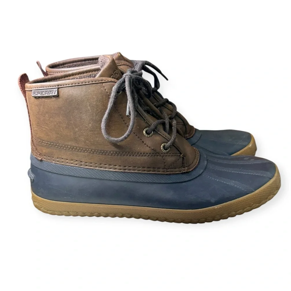 Sperry water resistant